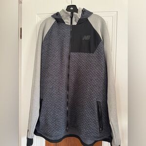 New Balance Men's Quilted Gray and Black Performance Jacket